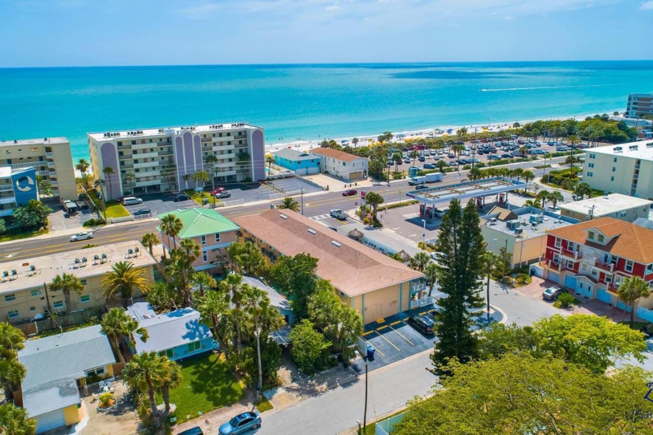 Madeira Beach Tropic Breeze Unit 18 Second Floor Villa Сейнт Пийт Бийч Екстериор снимка